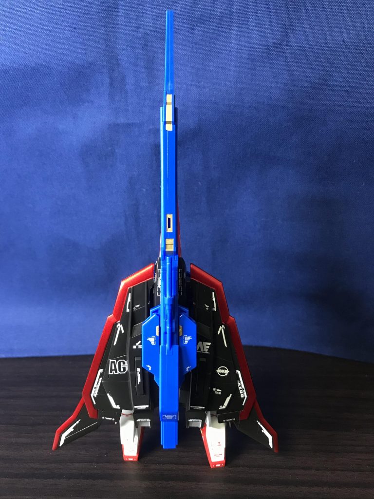 後ろから。ウイングはウェーブライダー優先でデカールを貼っています(*'▽'*)