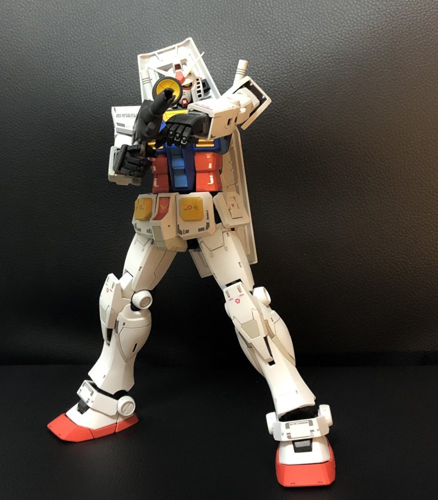 構え1：ビームライフル