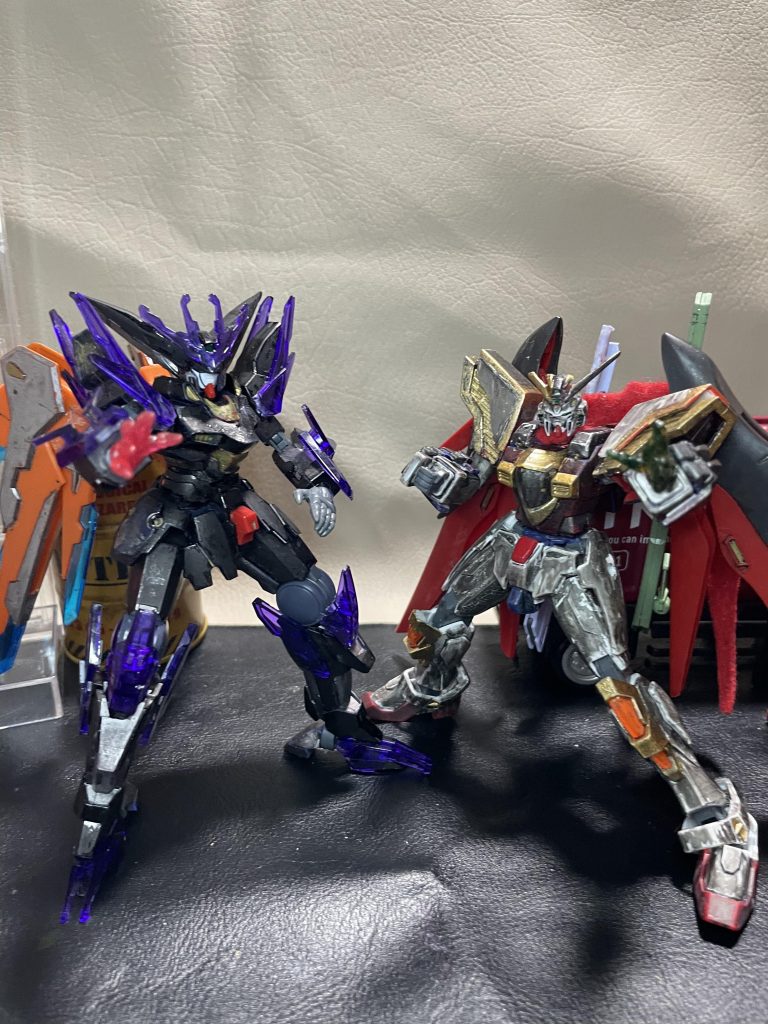 最後にゴッドガンダムBreak type-RとマスターガンダムBreakとの加工なしツーショットを✨