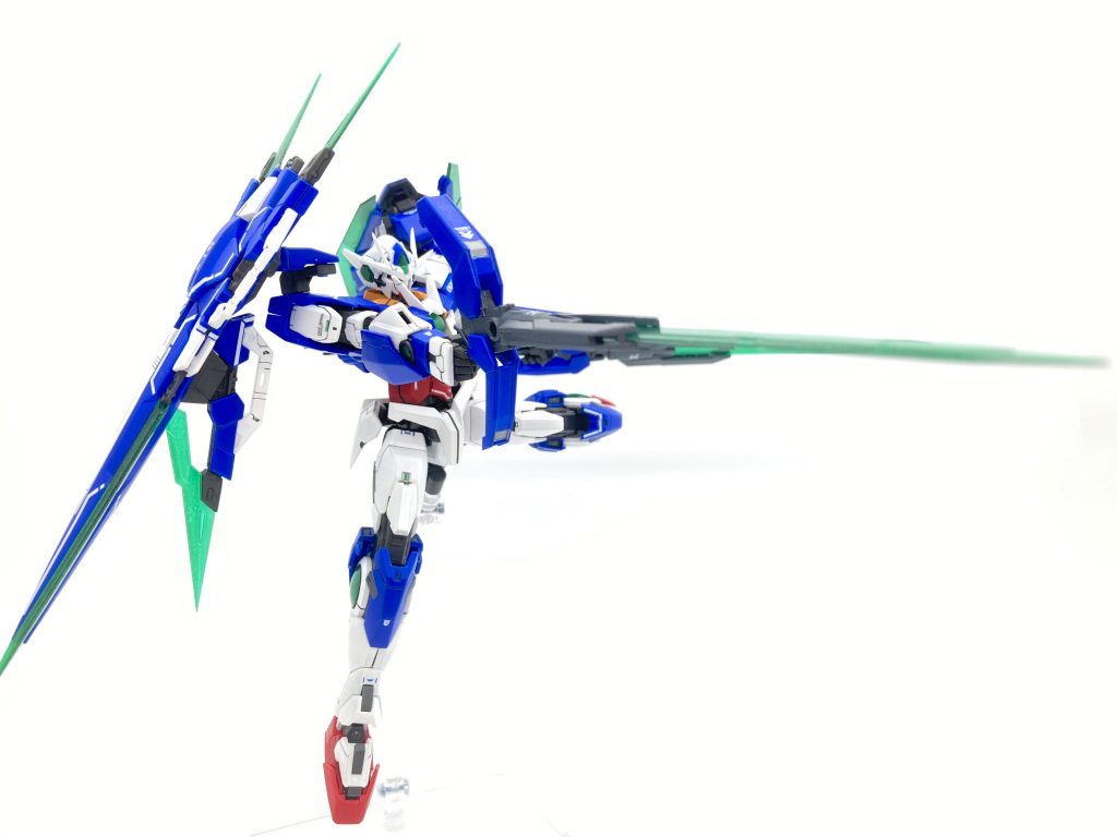 RG ダブルオークアンタ フルセイバー–9枚目/制作者：すい