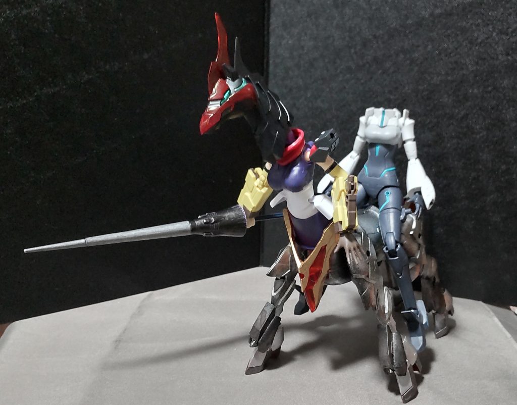 少し趣味が悪いが、デュラハン風に。