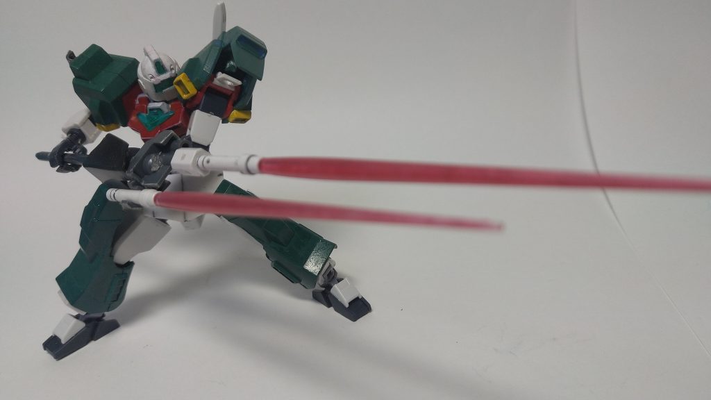 カスタム4　コアジムストライカーウェアラブルアーマーとツインビームスピアを装備したコアジム。武装ビームガンツインビームスピアコアサーベル 