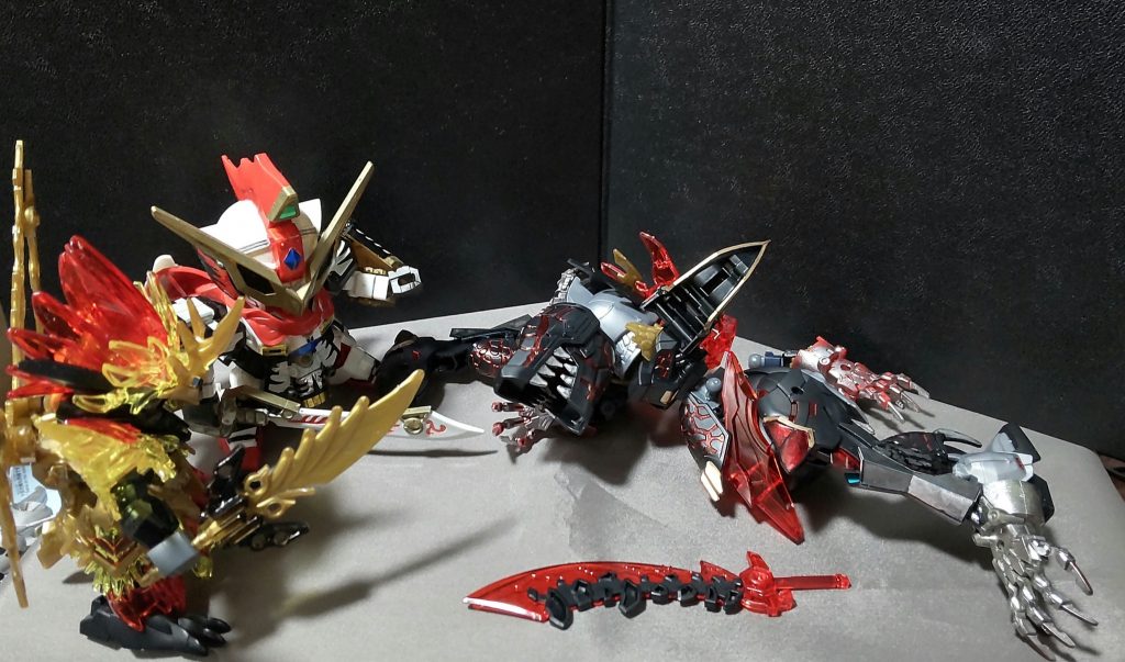 董卓「馬鹿な……このワシがまたしても………ふ、ふふふ………しかし、これで再び眠りにつくことが……出来…る……」かくして二人の放った猛虎獣烈覇により、完全敗北を喫した董卓は再び地獄に舞い戻ったのであった。