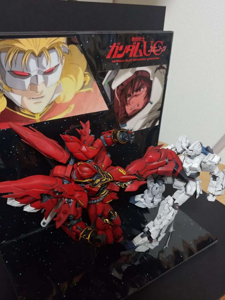 『また敵となるかガンダム！』ジャンク品のためユニコーンのシールドとか不足品は多々ありますが雰囲気が出たのではと思ってます。