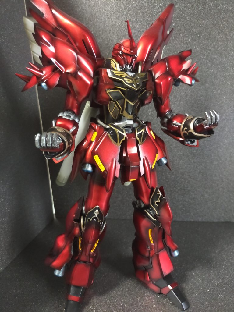 あえてデカールは一切貼りませんでした。