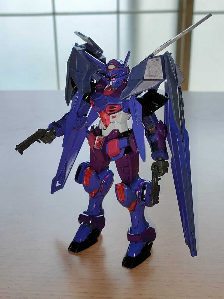 ダブルリベイクライフルに拳銃とガン=カタによる中距離射撃スタイル。