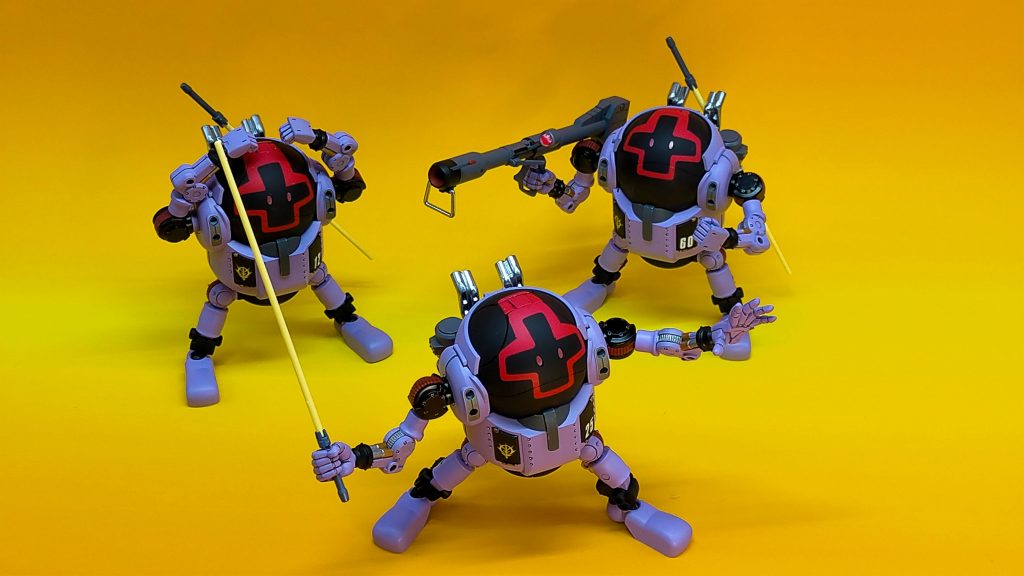 今後もう１体追加してジオラマを作ろうと思って構想を練っています、まだまだ技術がついていってないですが頑張ろうと思っています。手が短く組めてなくただの万歳になっています　笑