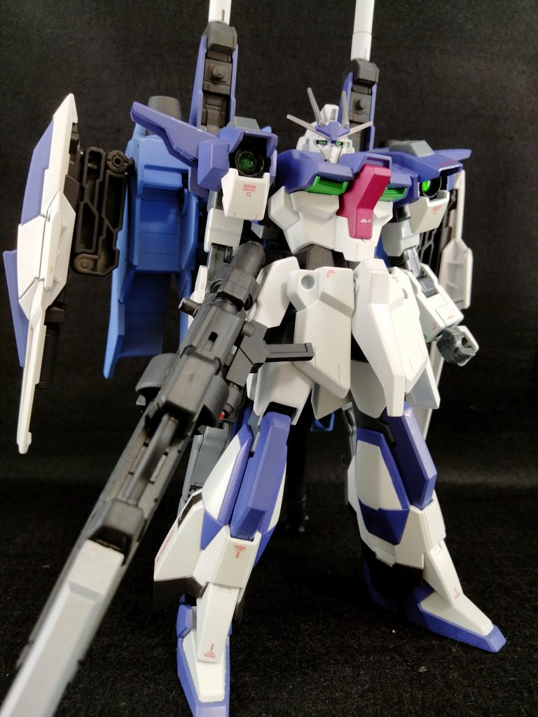 撮り直したら、肩のレンズパーツ見えるようになりました(笑)初めて自分でデカール位置を考えて貼った作品でもあります。