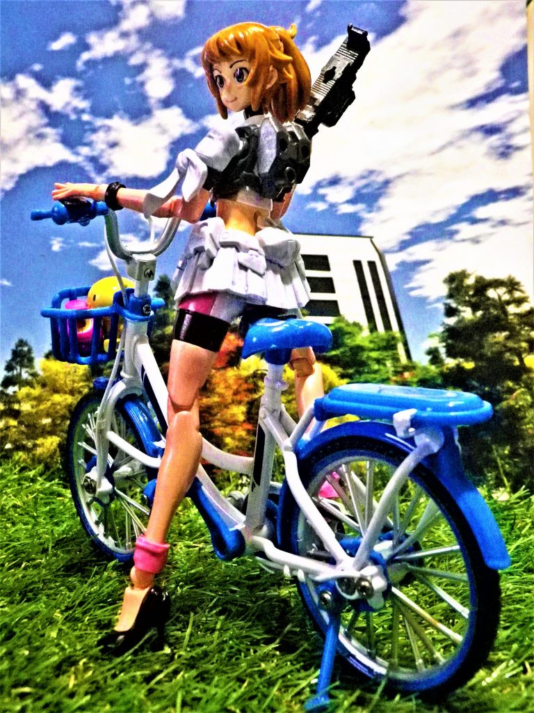 このままでも良かったのですが…(笑)荷台が寂しかったのでボール(小)の徴兵となりました(汗)