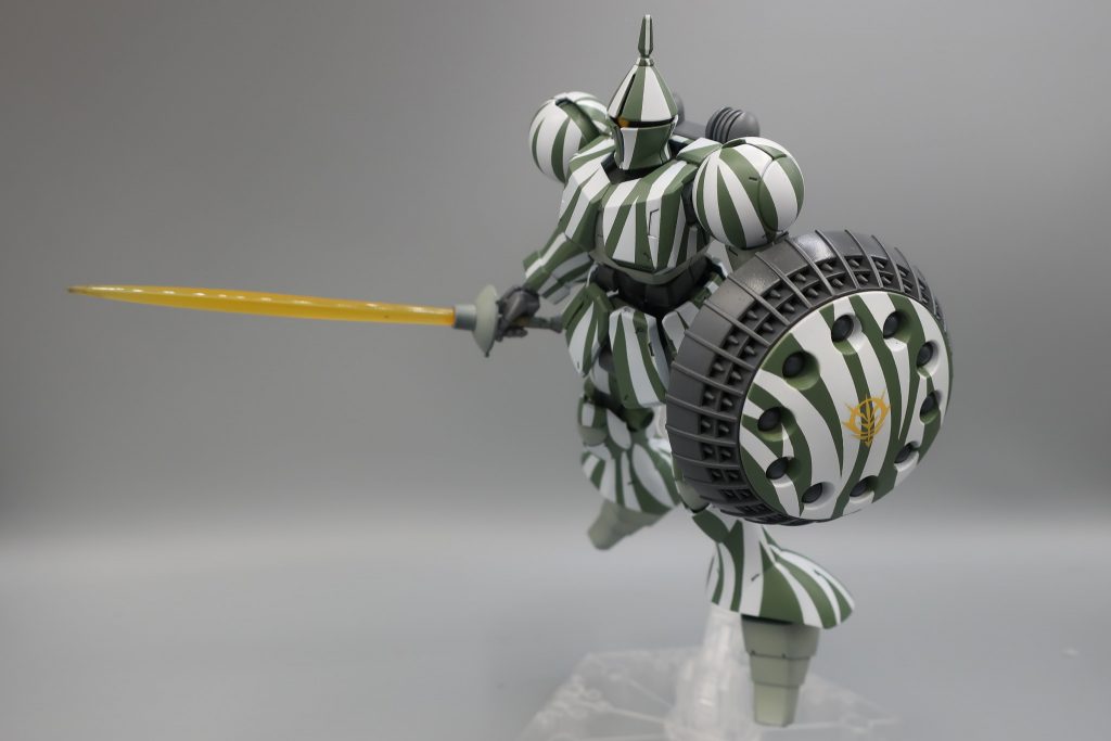 以下　マクベ大佐が言いそうで言わないセリフ「正々堂々と戦え！ガンダム！」