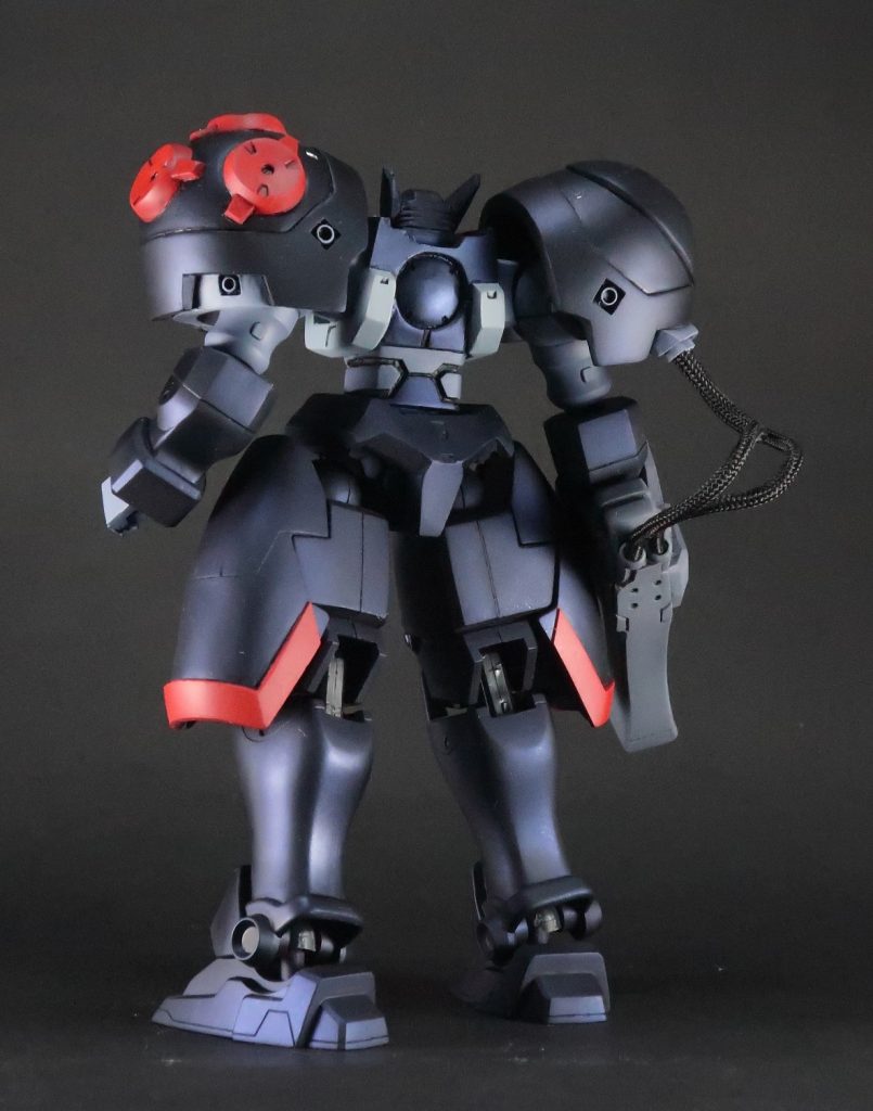 改造パーツは頭、胴体、腰、両肩、キャノン砲、膝アーマー、手首となっており、その他はプラモをそのまま使います。