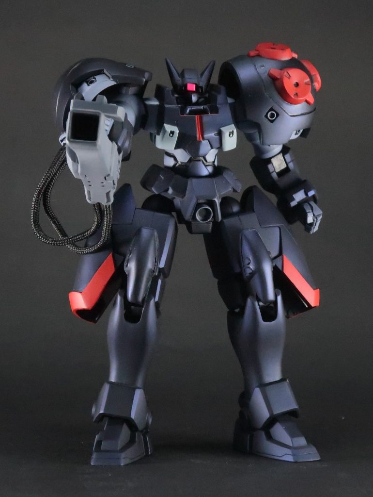 本当は右肩の展開状態とプラネイトディフェンサーの分離を再現したかったですが、もう買えないレジンパーツを改造する勇気(と技術)はありませんでした。