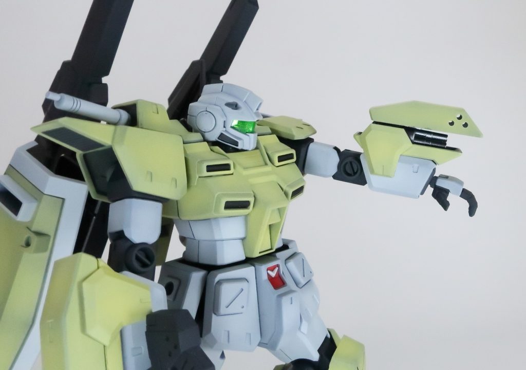 ガトリングのカバーの穴は開口してあります。