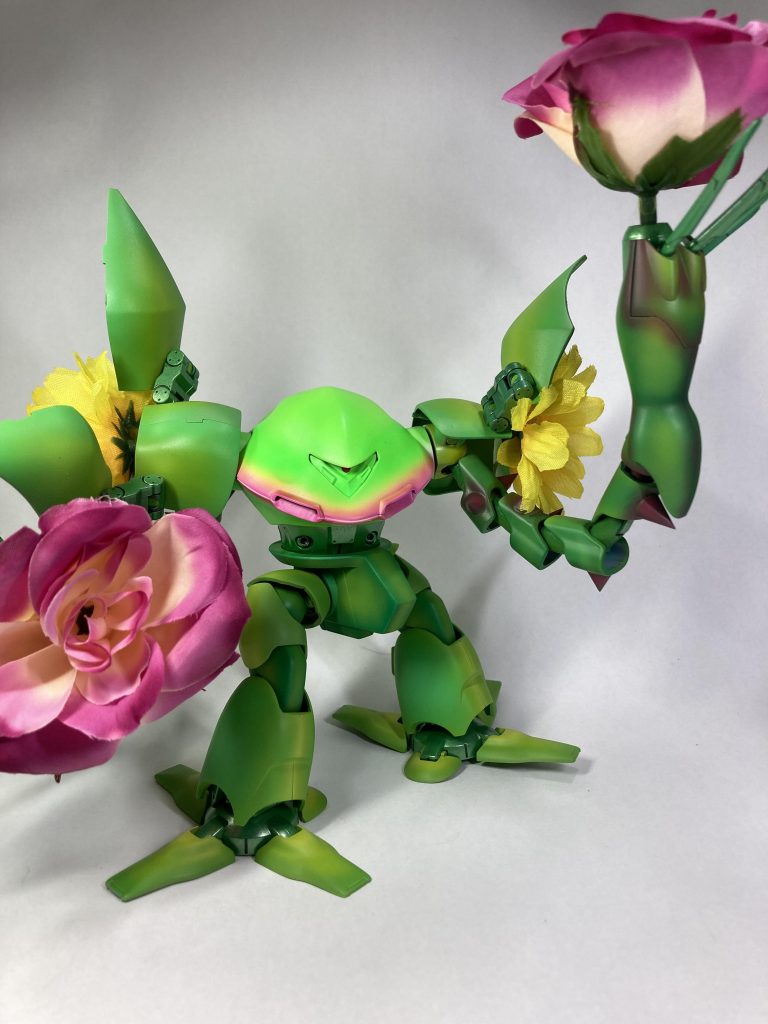 素敵な玄関のオブジェに100均の造花でも、なかなか絵になります