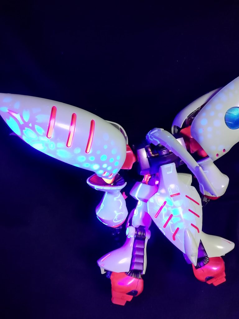 MG キュベレイ･アンベリール 蛍光塗装–5枚目/制作者：@Zako__2