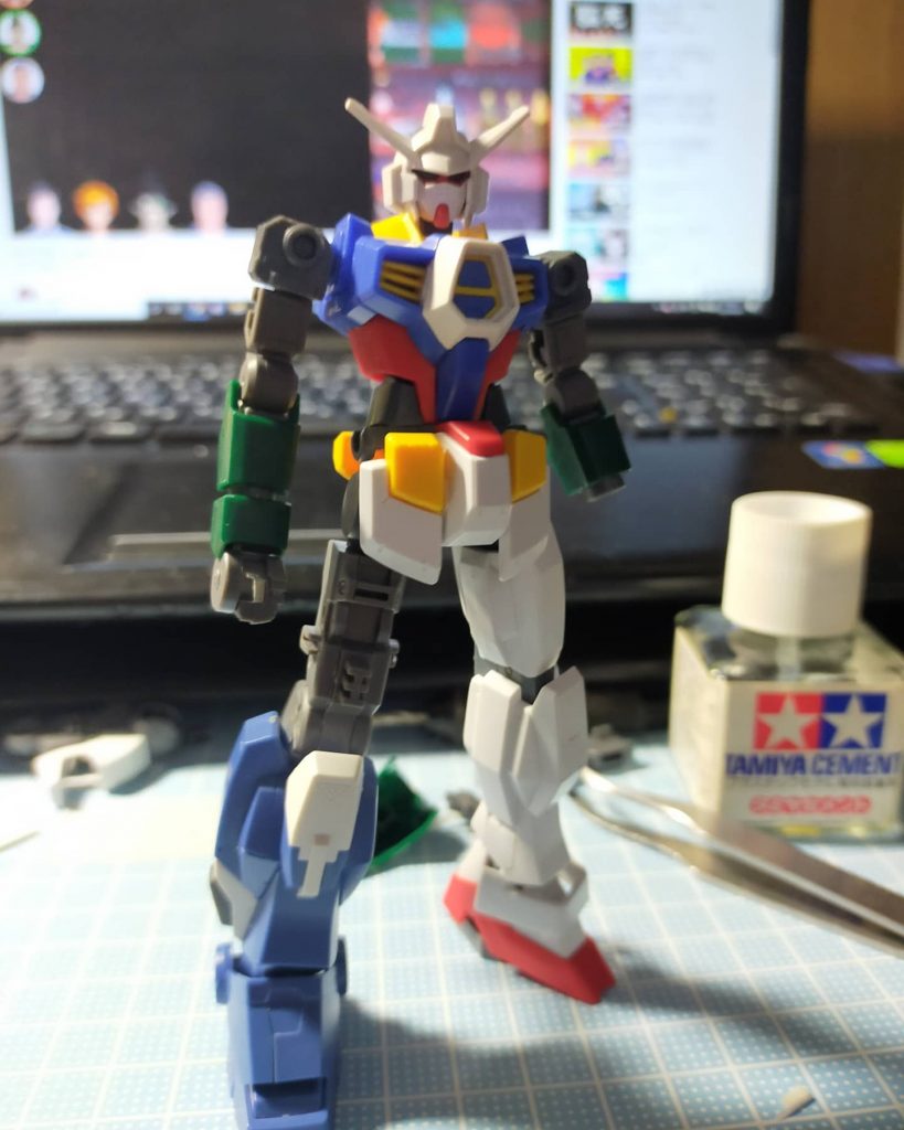 レギンレイズの装甲を外してみたところコアガンダムに近いプロポーションになることに気がついたのでコアガンダム制作に移行することにしました