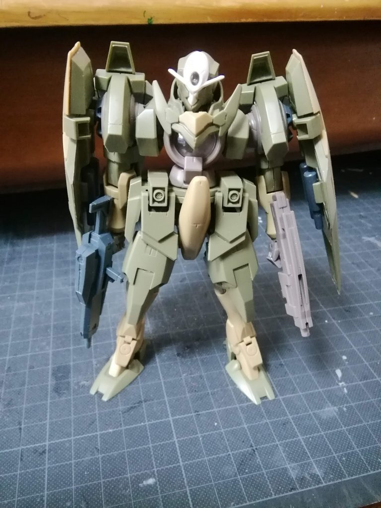 塗装前です。この時はフロントスカートありますね。どこに行ったのやら…