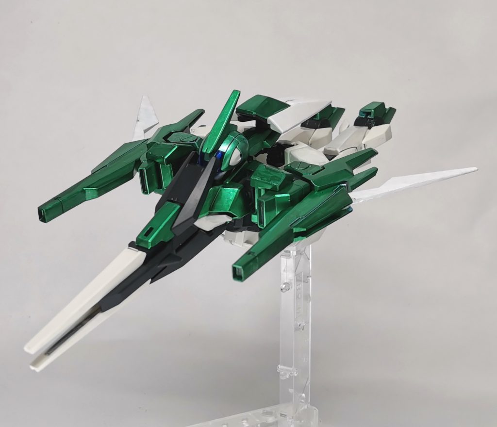 最後に変形させてAGEの機体ってフォルムが飛行機のように綺麗になるのでかっこいいですよねー