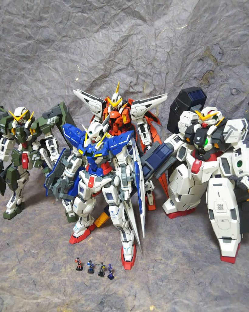 ダブルオー４機体揃い踏み