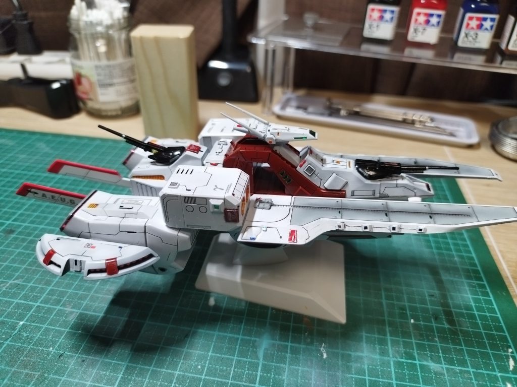 一度筆塗りの塗装を取る作業が大変でした。溶剤でパーツが割れたりして(TдT)塗装が上手くなりたい。