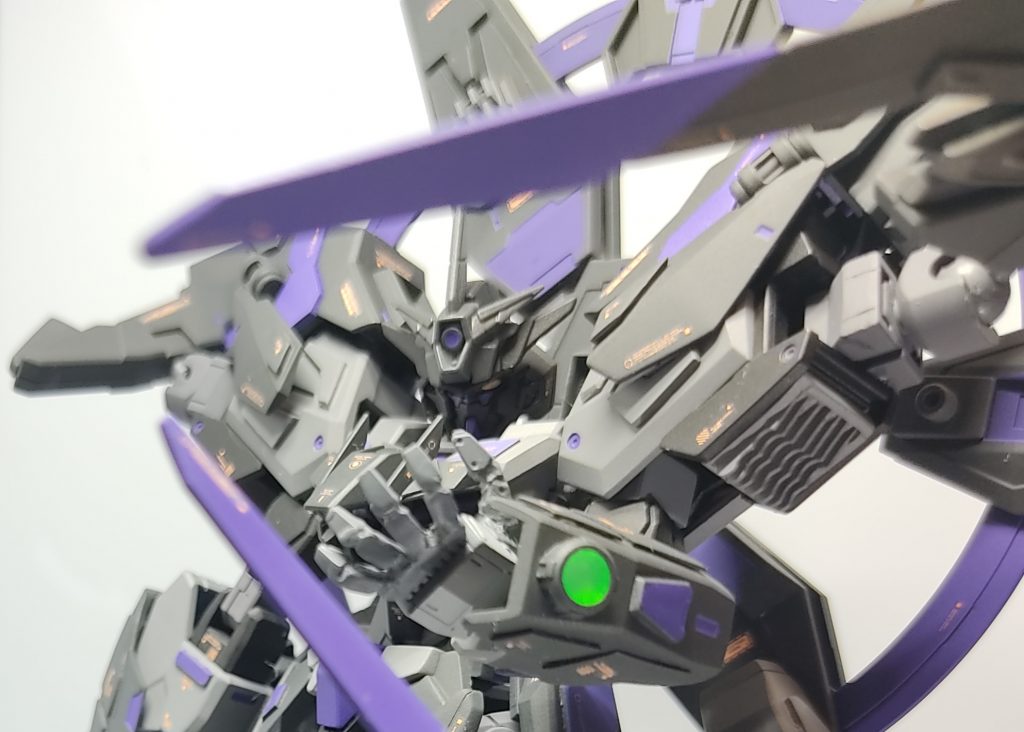 作品イメージとしては闇堕ちヒロトですどこで堕ちたのかは特に設定は無いのですが…有志連合戦で終わらせる事を選んだアルスに敗れ取り込まれたはたまたアルスの趣味の悪いコピー色々妄想はしましたがコレというのはありません近接特化なのは狙撃に対するアンチテーゼ彼女との約束を裏切った円環は黒く染まったそれはあるかもしれない虚影ここまで回覧ありがとうございましたカッコいいと思っていただけたらと思ったらいいね！をよろしくお願いします