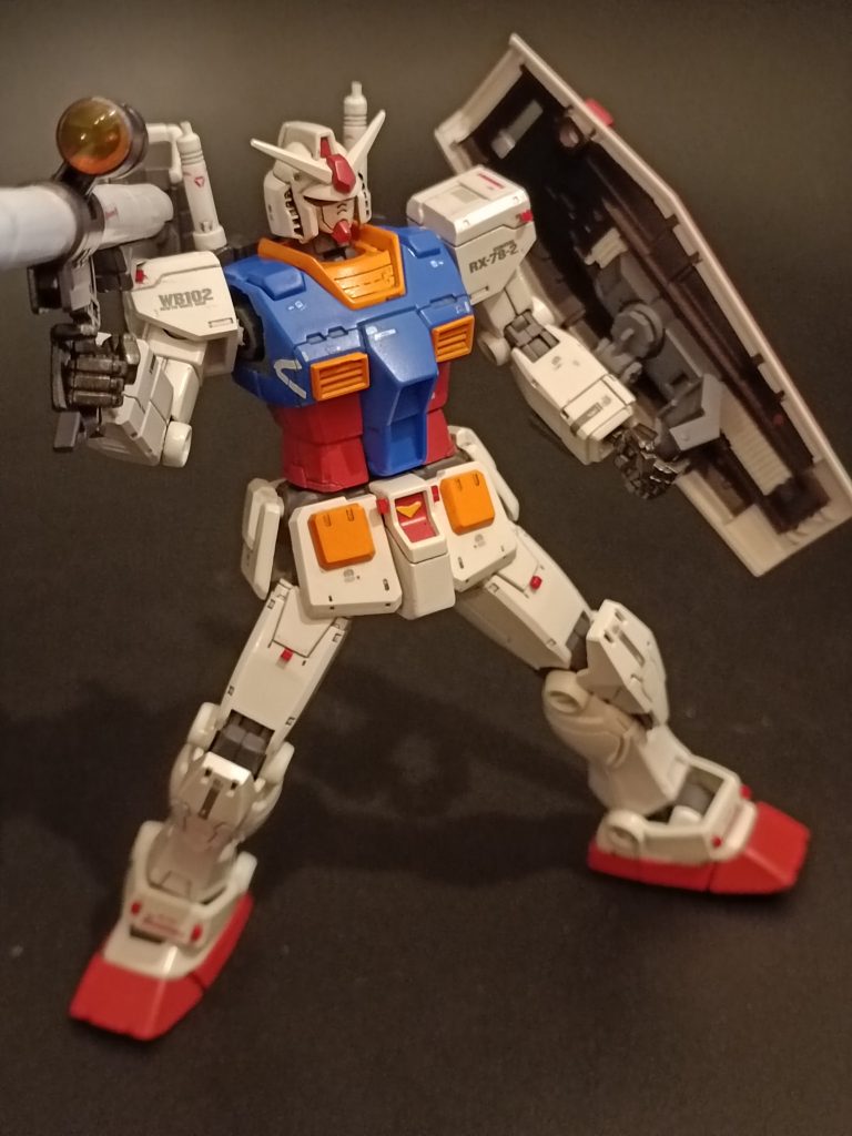 デカールはRGを使用しています。貼り方は適当です。笑