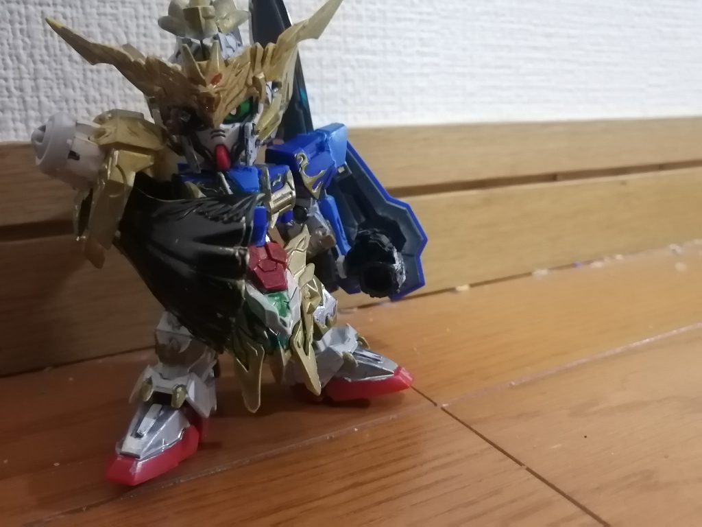 差し替えでエクシアリペアにすることができます。