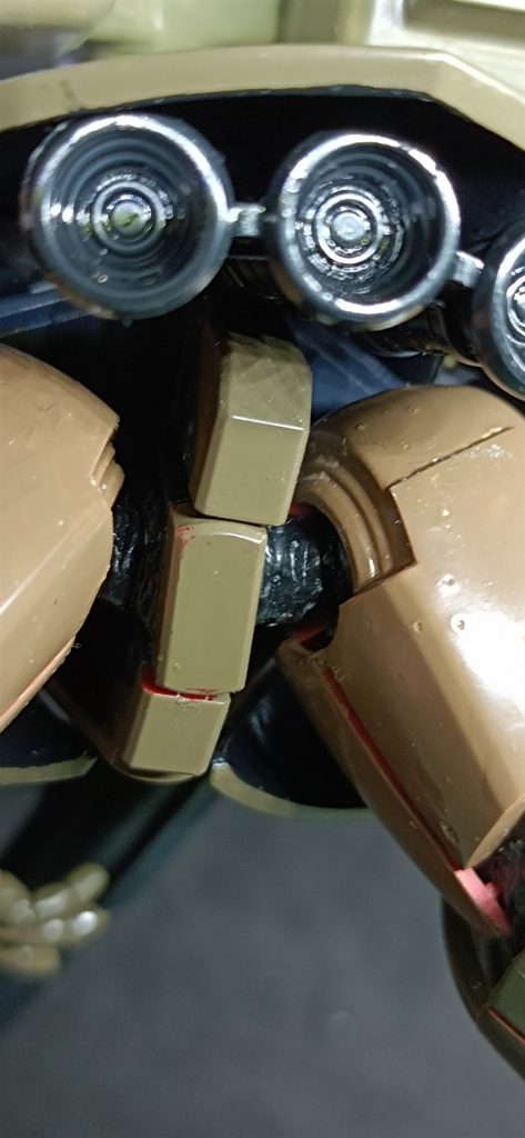 股関節にシーリング処理