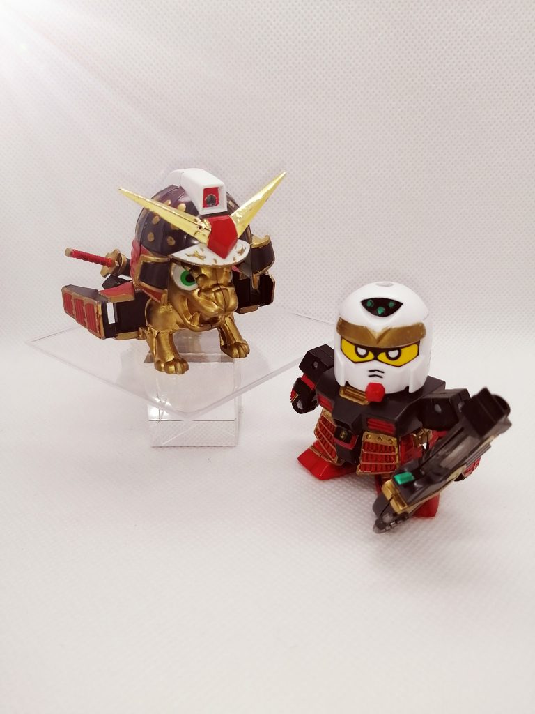 アニマルスピリットは農丸の兜から分離し、武者スピリットとして鎧兜を装着することができます。なのでその際は、兜飾りの方のミニアニマルスピリットは外しておくのが正解のようです。