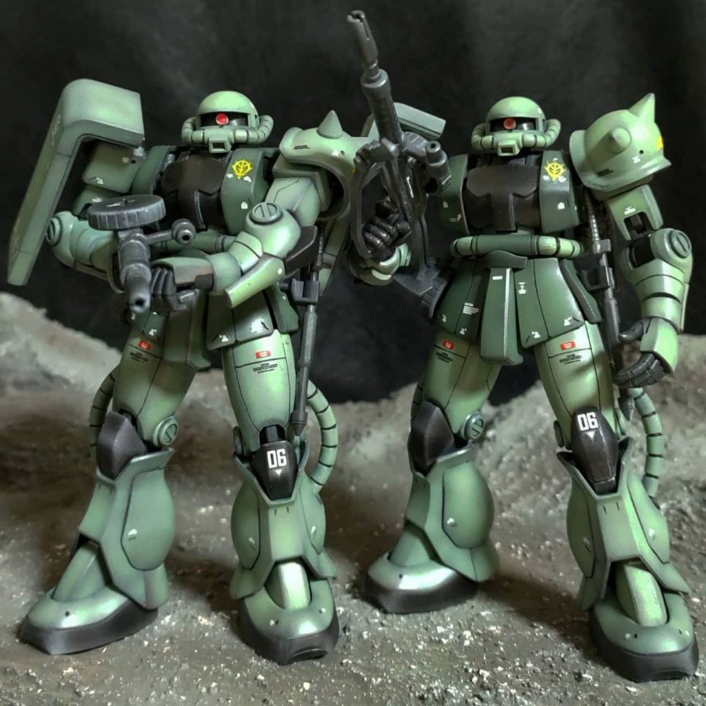 肘、膝間接はコトブキヤのパーツを貼り付け