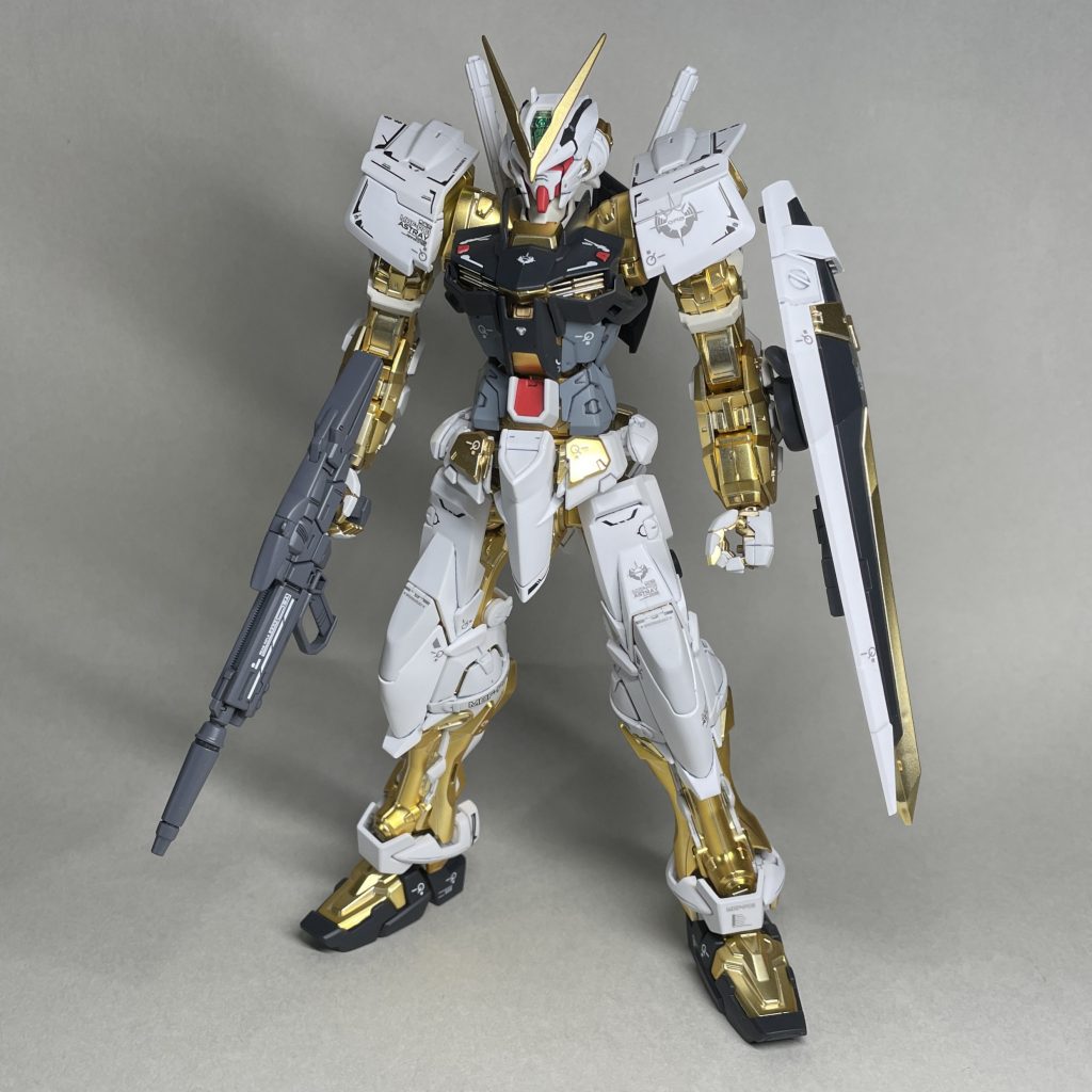 アストレイ用ライフルを装備させた状態