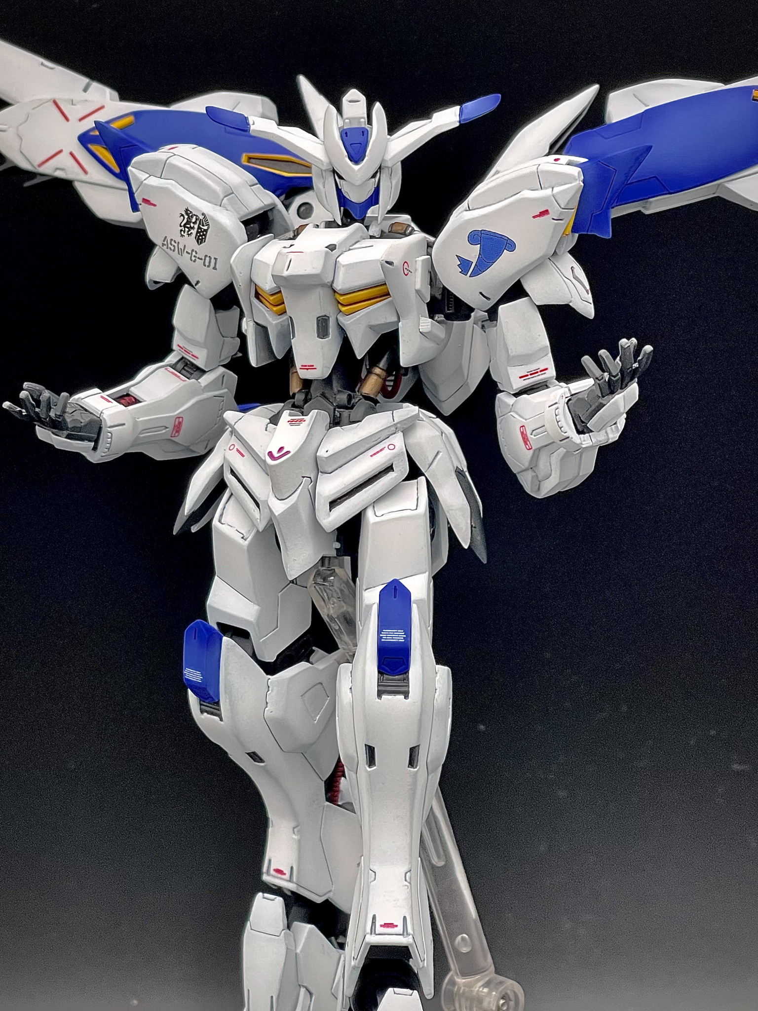 HGガンダムバエル 全塗装 完成品 キャンディ、パール塗装 1/144-