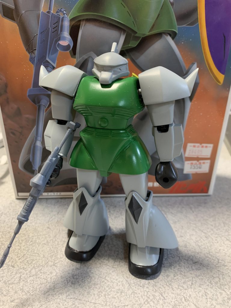 墨入れ、デカール前の状態。こういうキットを素組みした状態に見えなくもないかも。