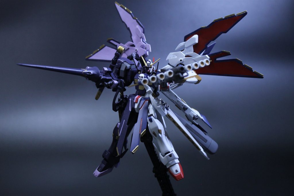 マントはボールデンアームズのジョイントで可動できるようにしました