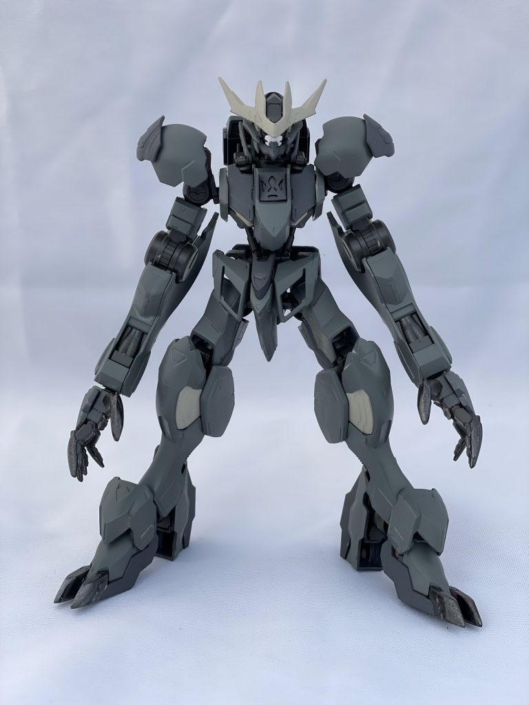 色は日本海軍の艦隊色とガンメタル．