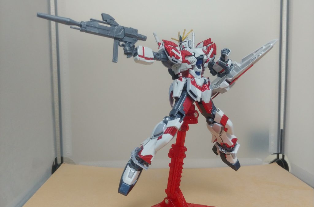 ナラティブガンダムC装備(チタニウムフィニッシュ)–3枚目/制作者：@Psuke19