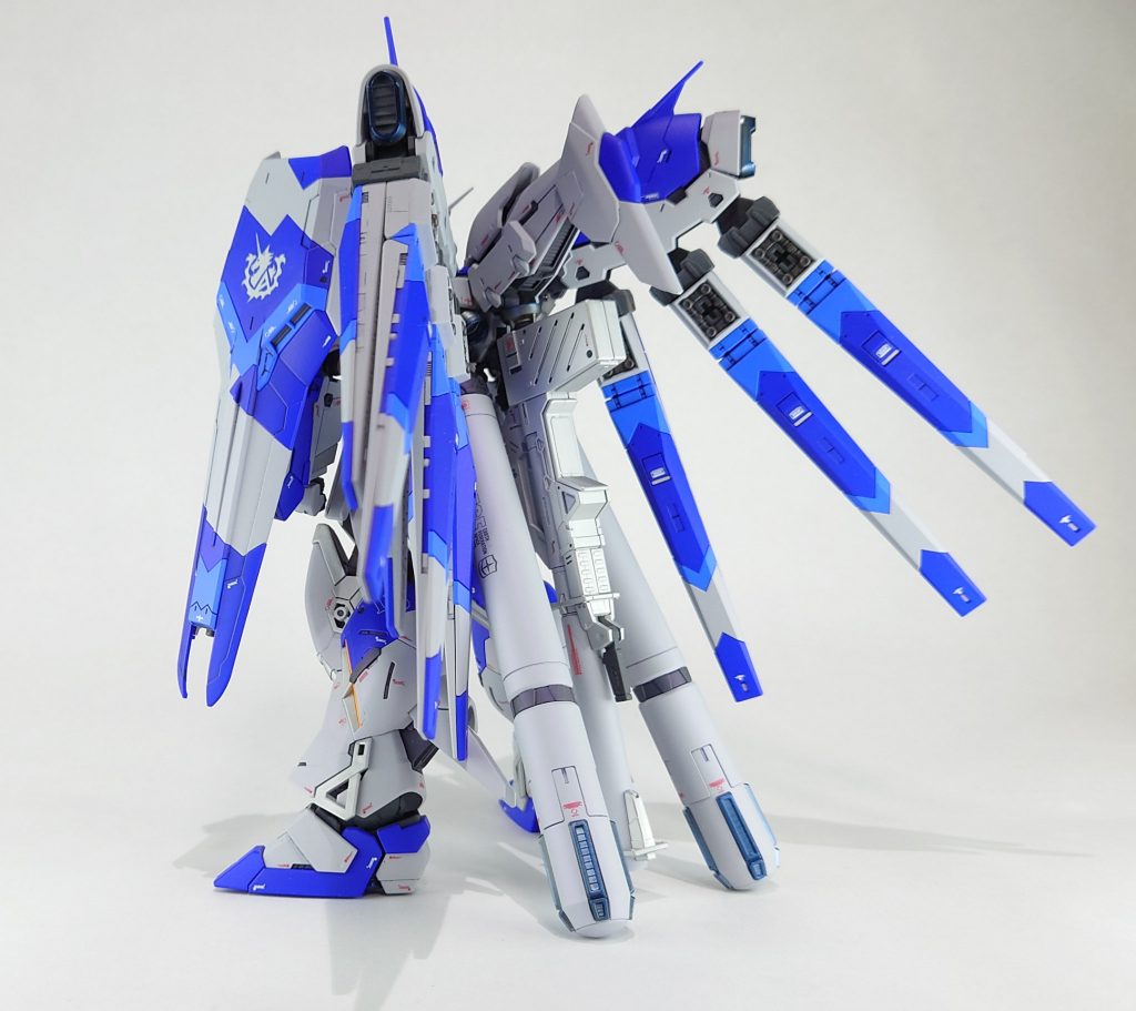 バーニアなどは青焼けグラデーション塗装したのですが、全然わかりませんねw 