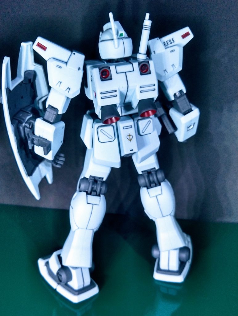 バーニアの配置も実に実戦機体の雰囲気がでてますね。カッコいい。