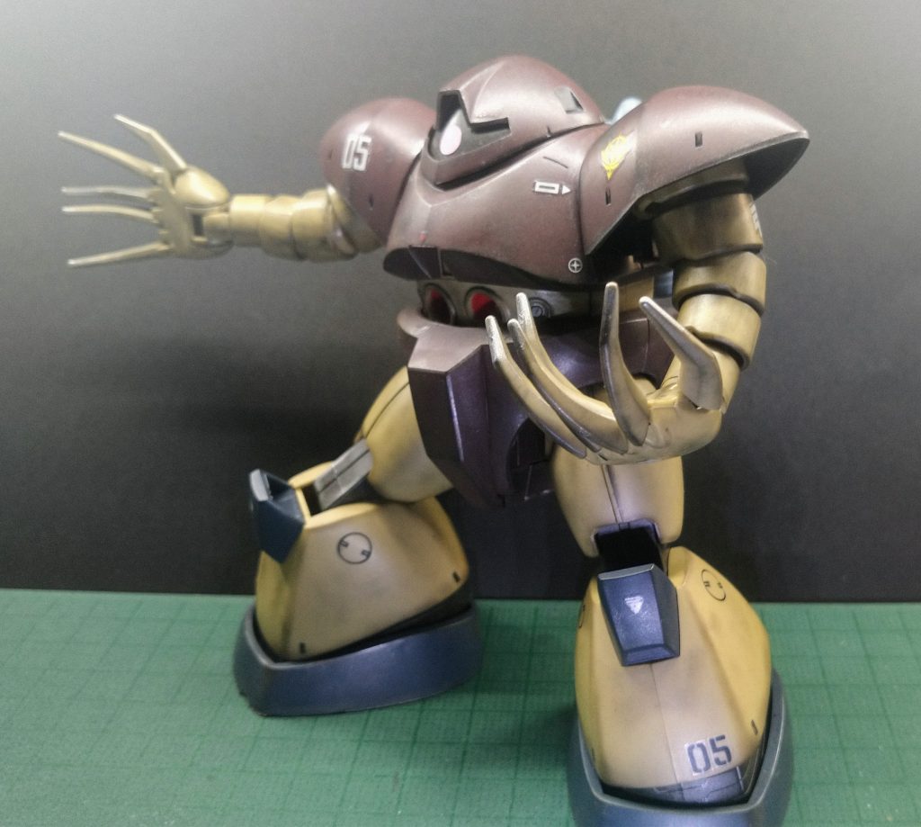 爪さえなければ、遊園地にいそうなところが素敵。