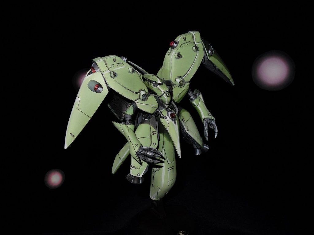 デンドロビウム同様、影やハイライト入れにエアブラシを使ったものの、一度ドボンしてプランBの光源で再塗装。からの、マスキングと塗装の無限ループ(ＴＴ)