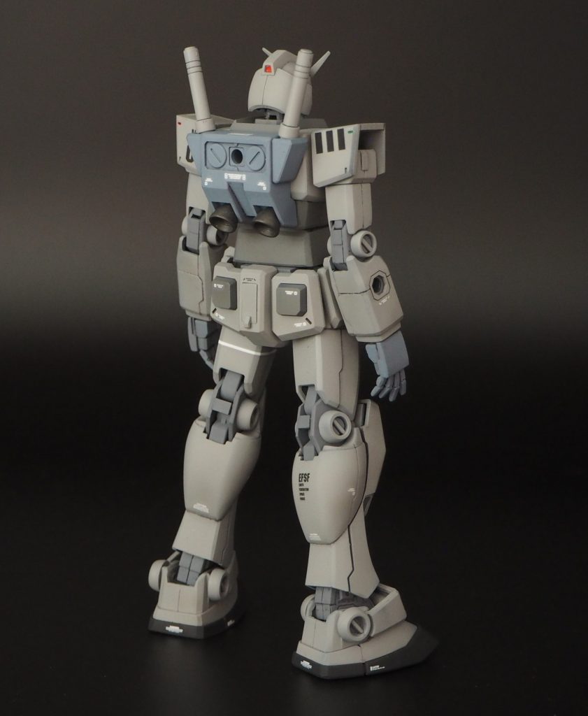 開き手は30MMのオプションパーツから。付属の物はちょっと大きい感じだったので。実はこれ、指の中節がないんですよね・・・。しっかりした握り手を用意してあげたかったなぁ。