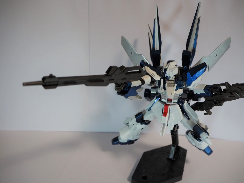 Hi-νガンダムヴレイブ Type-S–5枚目/制作者:ヤスハル