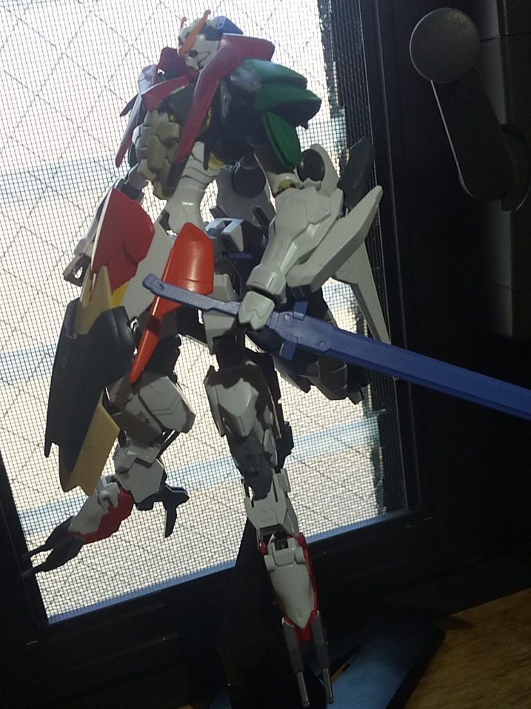 いろんなパーツの継ぎ接ぎでできています。