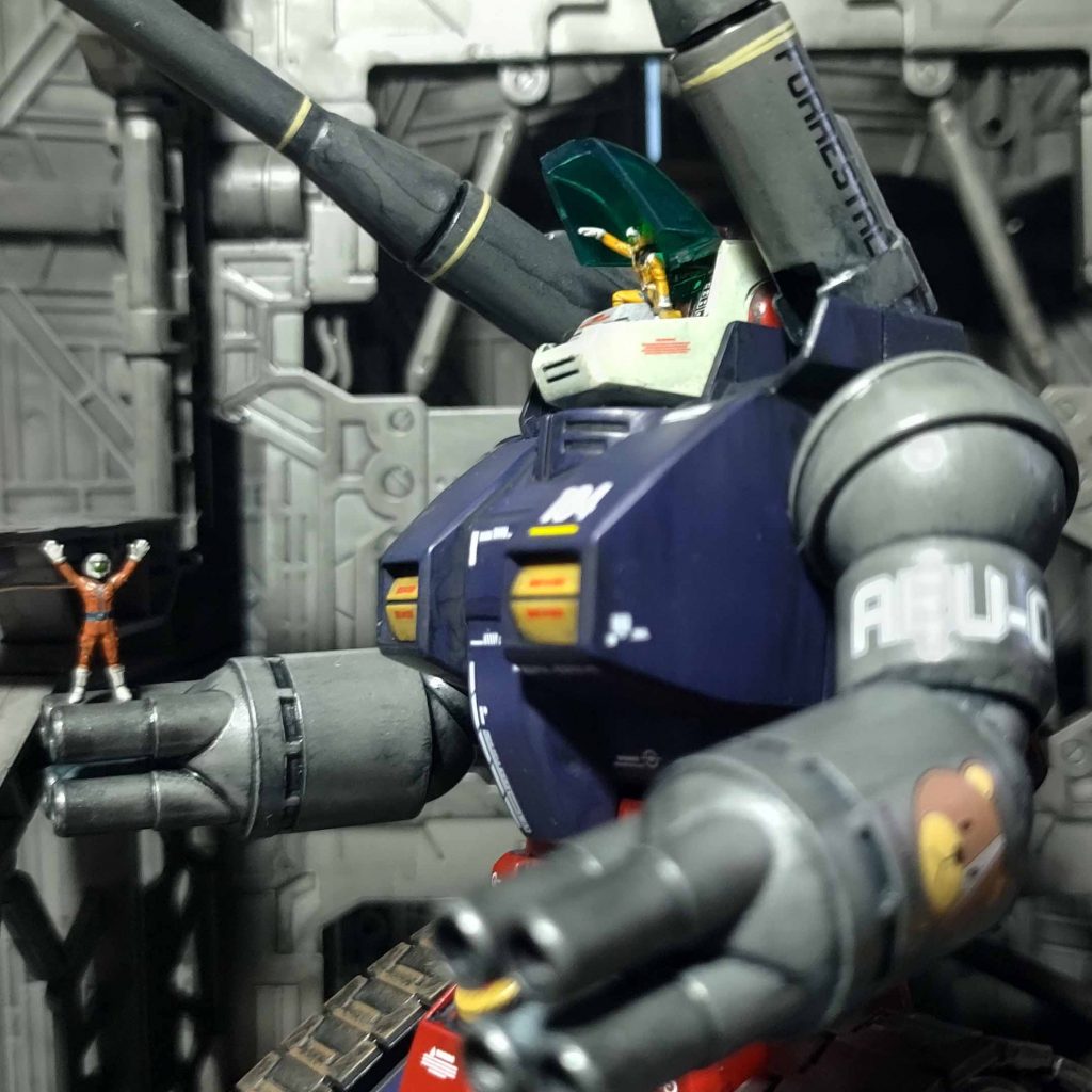 整備兵を立たせてドックっぽい雰囲気に