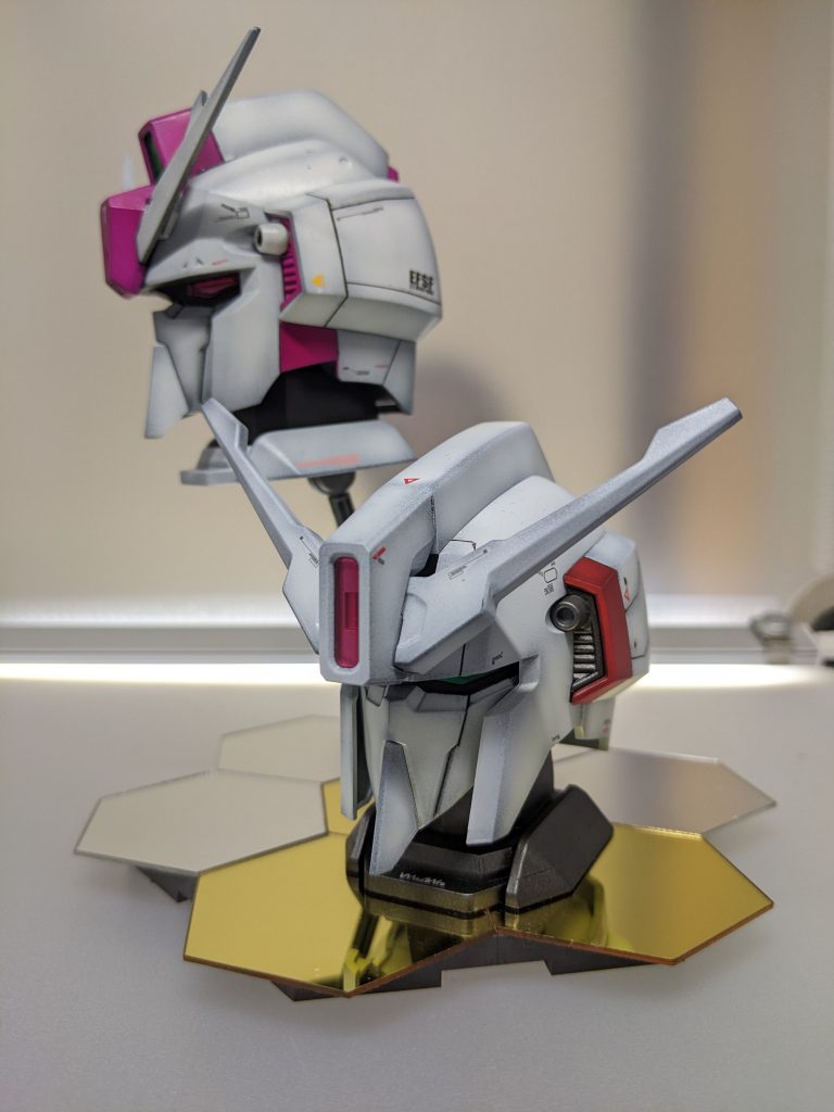 C1カラーの物をテストカラー(アムロ機)にカラー変更。ツインアイもZ3の物と変えて緑に。