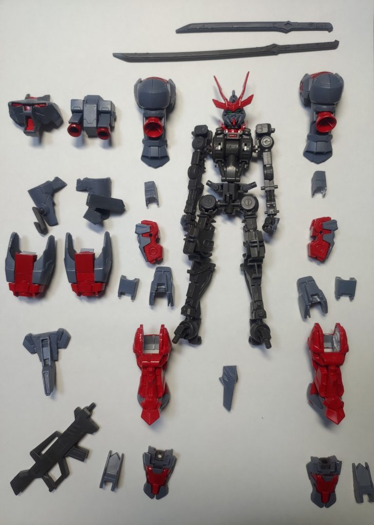 今作もすべての装甲を外すことができるという、いつもの画像です。アストレイとガンダムフレームのミキシングはいつかやってみたいと思っていたので、できて満足です。あと2体もよろしくお願いします。使っているのが戦国アストレイですのでGBSコンにも参加させていただきます。ここまで見ていただいてありがとうございます。