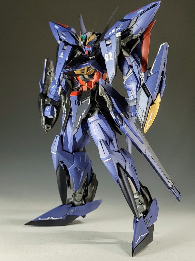 素立ちで名キットのオーラ出てると思います。デカールはZ,ZZMS1/100用とRGディスティニーガンダム用デカールを使用しました。特にRGディスティニーは手に入りやすいのに使いやすい白ラインがいっぱい入ってるのでオススメです。