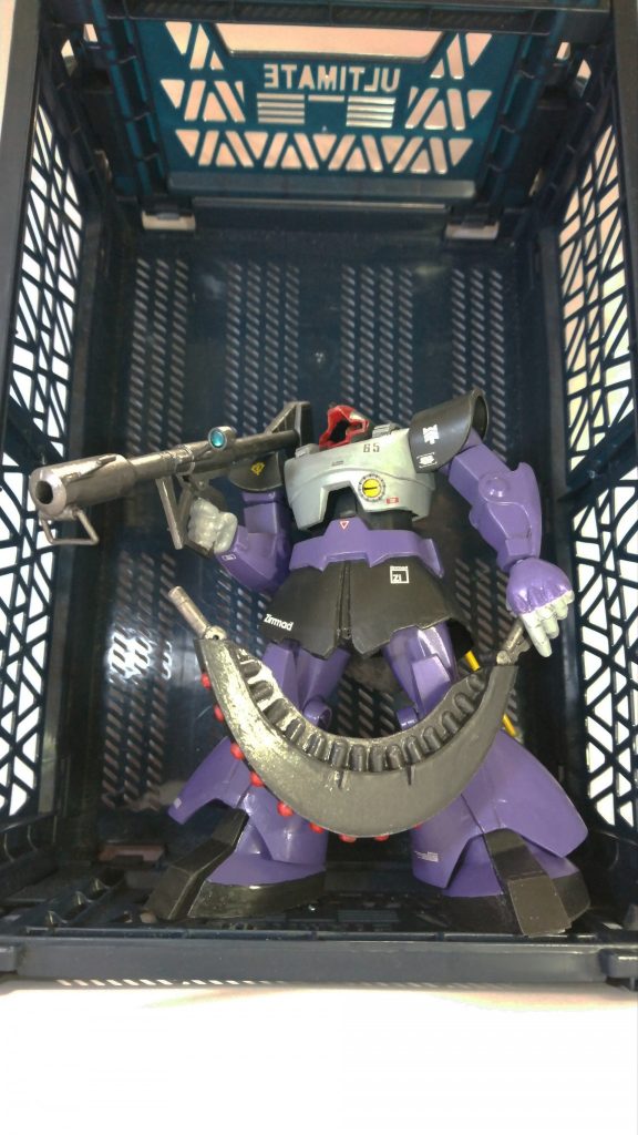 武装ジャイアントバズは前後ともグリップ可動するように加工、肩に担げるように延長!それとブーメランイディオムをスクラッチして持たせて火力アップを図ってみました😼