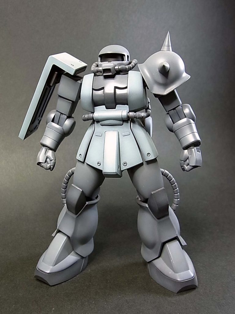 新しいザクのキットが発売されると聞いて狂喜した私は多分、各バリエーション合わせて10箱以上は買ったと思います。