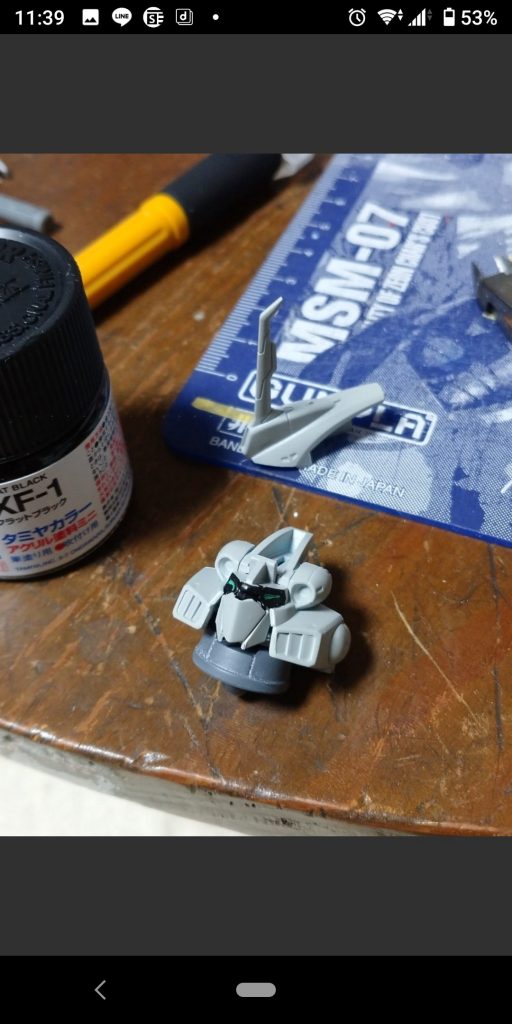 マスクは最初こんな感じでしたが、リファイン版Ex-sの余剰パーツに差し替えました。